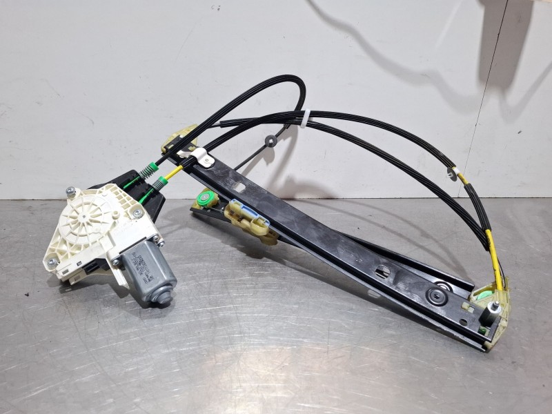 Recambio de elevalunas delantero derecho para audi a1 (8x1, 8xk) 2.0 tdi referencia OEM IAM 8K0959802C  