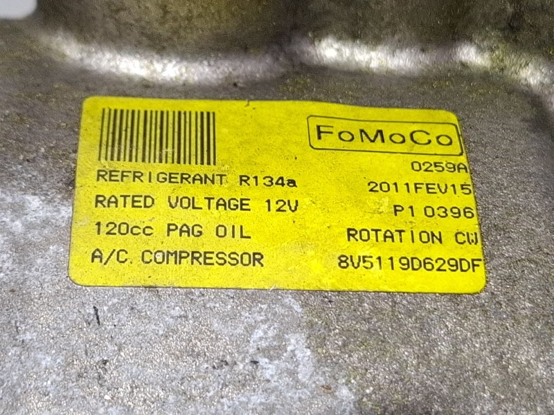 Recambio de compresor aire acondicionado para ford fiesta referencia OEM IAM 8v5119d629df  