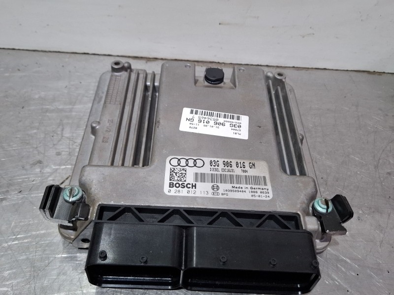 Recambio de centralita motor para audi a4 8e 2.0 tdi 6v03 referencia OEM IAM 03G906016GN / 0281012113  