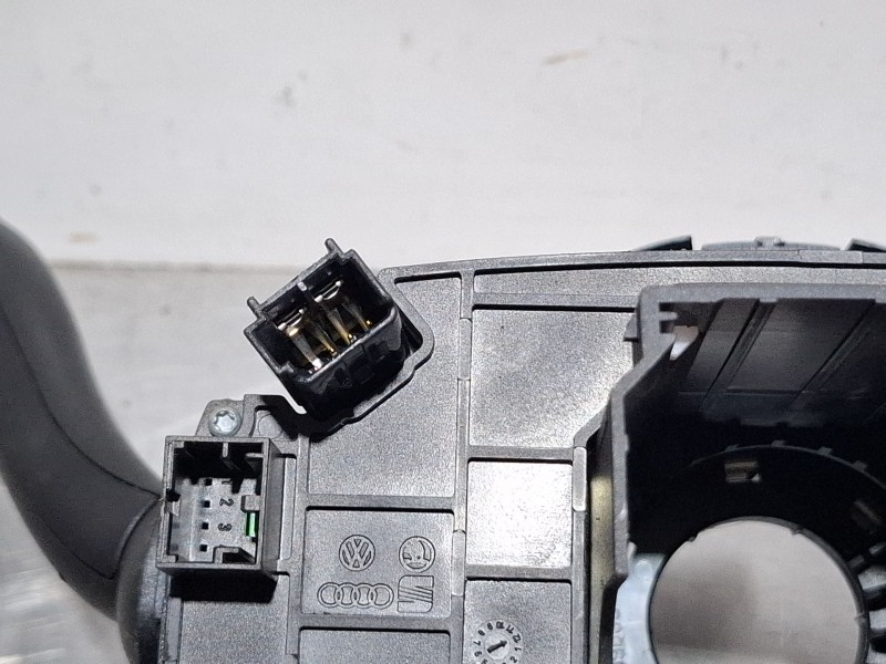 Recambio de mando multifuncion para audi a4 8e 2.0 tdi 6v03 referencia OEM IAM 8E0953549S  