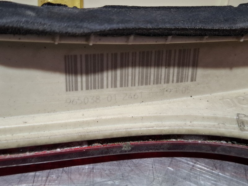 Recambio de piloto porton trasero izquierdo para audi a4 8e 2.0 tdi 6v03 referencia OEM IAM 965038-01  