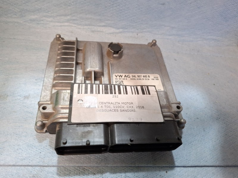 Recambio de centralita motor para seat león referencia OEM IAM 04L907445B  