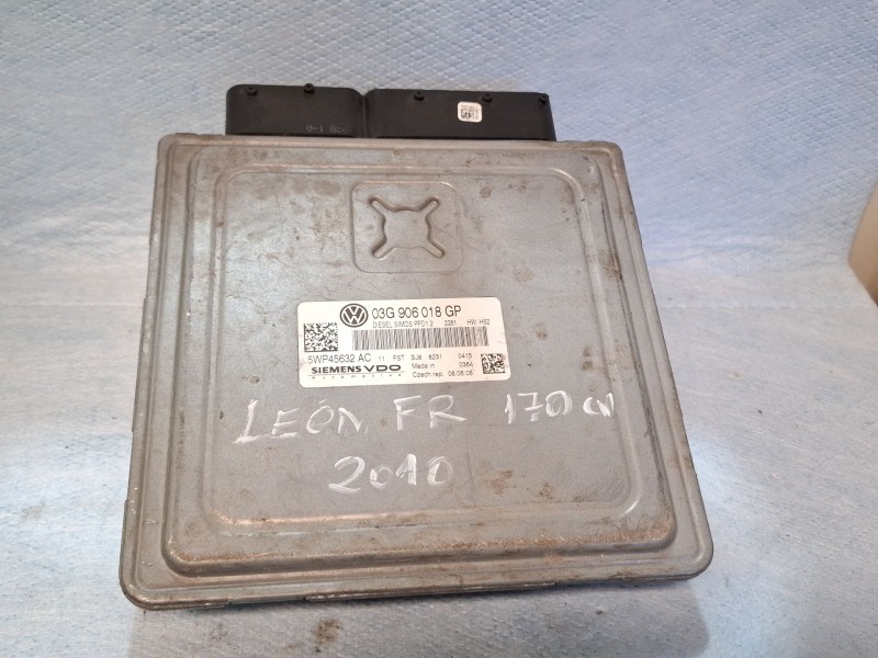 Recambio de centralita motor para seat león referencia OEM IAM 03G906018GP  