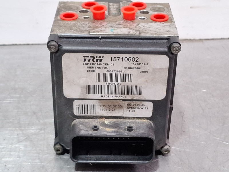Recambio de modulo abs para peugeot 407 (6d_) 2.0 hdi 135 (6drhrh, 6drhre, 6drhrg, 6drhrj) referencia OEM IAM 15710602  
