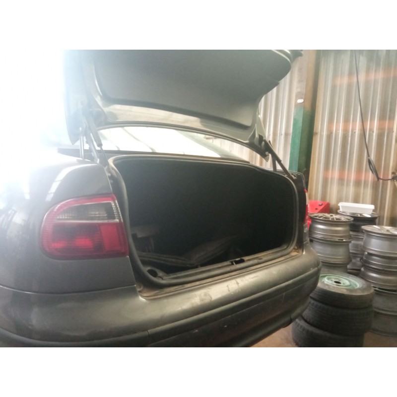 seat toledo del año 1999