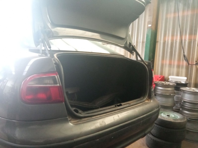 seat toledo del año 1999