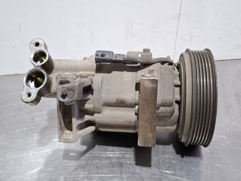 Recambio de compresor aire acondicionado para dacia logan ii 1.5 dci referencia OEM IAM 926009154R / T986027B  