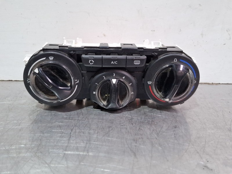 Recambio de mando calefaccion aire acondicionado para peugeot 2008 act 1.6 hdi referencia OEM IAM 96722483ZD  