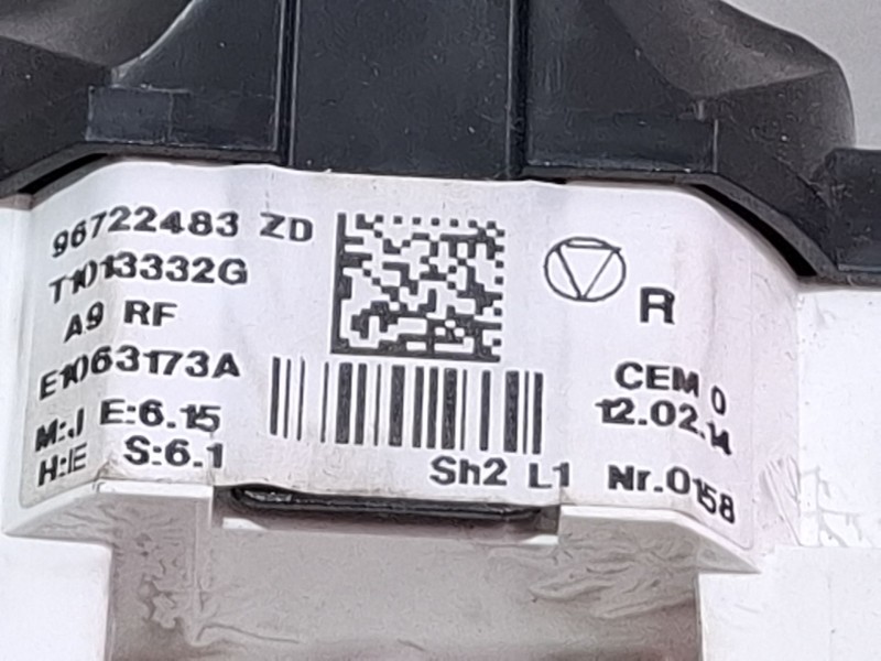 Recambio de mando calefaccion aire acondicionado para peugeot 2008 act 1.6 hdi referencia OEM IAM 96722483ZD  