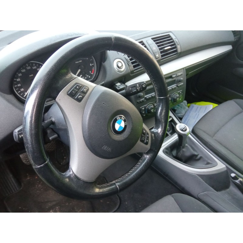 bmw 116i del año 2006