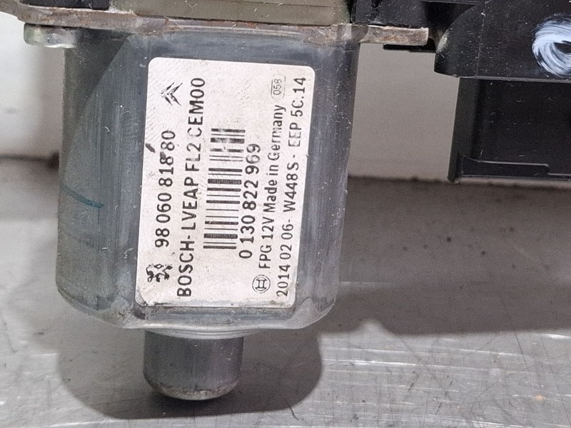 Recambio de elevalunas delantero izquierdo para peugeot 2008 act 1.6 hdi referencia OEM IAM 9806088180 / 0130822969 / 9806081880