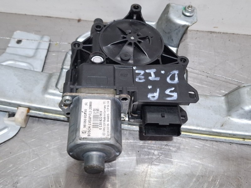 Recambio de elevalunas delantero izquierdo para peugeot 2008 act 1.6 hdi referencia OEM IAM 9806088180 / 0130822969 / 9806081880