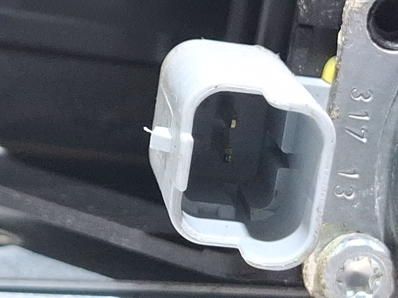 Recambio de elevalunas delantero derecho para peugeot 2008 act 1.6 hdi referencia OEM IAM 9673154380 / 0130822702 / 9674254380  