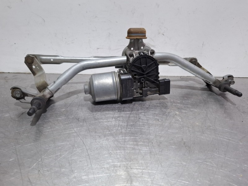 Recambio de motor limpiaparabrisas delantero para peugeot 2008 act 1.6 hdi referencia OEM IAM 3397021391 / 0390241540  