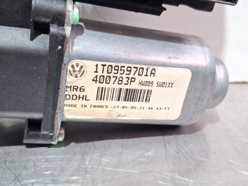 Recambio de motor elevalunas delantero izquierdo para volkswagen touran referencia OEM IAM 1K0959793D / 1T0959701A  