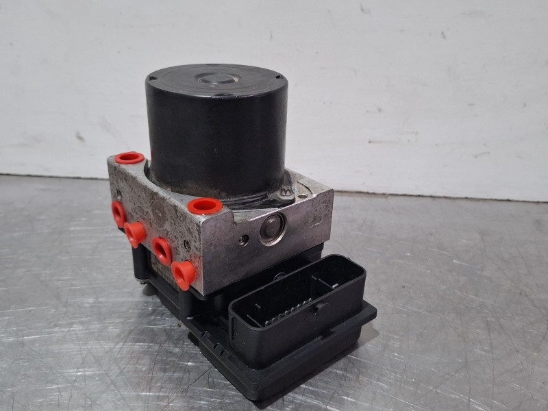 Recambio de modulo abs para seat ibiza referencia OEM IAM 0265231712 / 6Q0614117S / 6Q0907379AF  