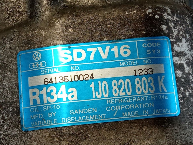 Recambio de compresor aire acondicionado para volkswagen golf referencia OEM IAM 1J0820803K SD7V16 