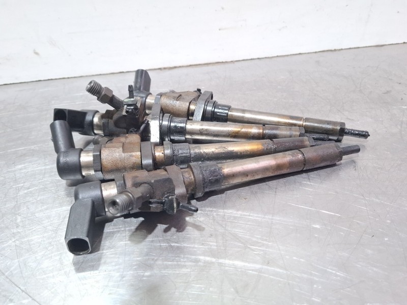 Recambio de inyector para peugeot 407 (6d_) 2.0 hdi 135 (6drhrh, 6drhre, 6drhrg, 6drhrj) referencia OEM IAM 9657144580  