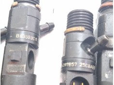 Recambio de inyector para renault megane referencia OEM IAM 8200365186   2