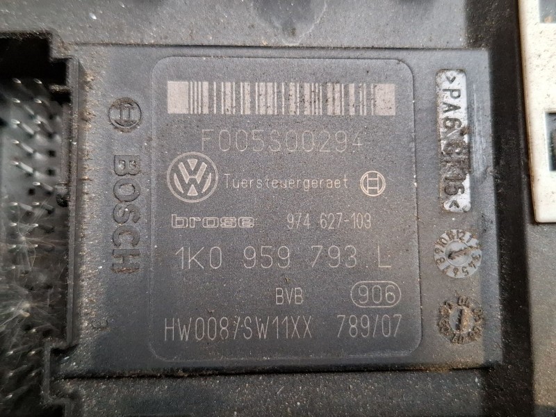 Recambio de elevalunas delantero izquierdo para seat leon (1p1) 1.9 tdi referencia OEM IAM 1K0959793L / 1P0837401D  