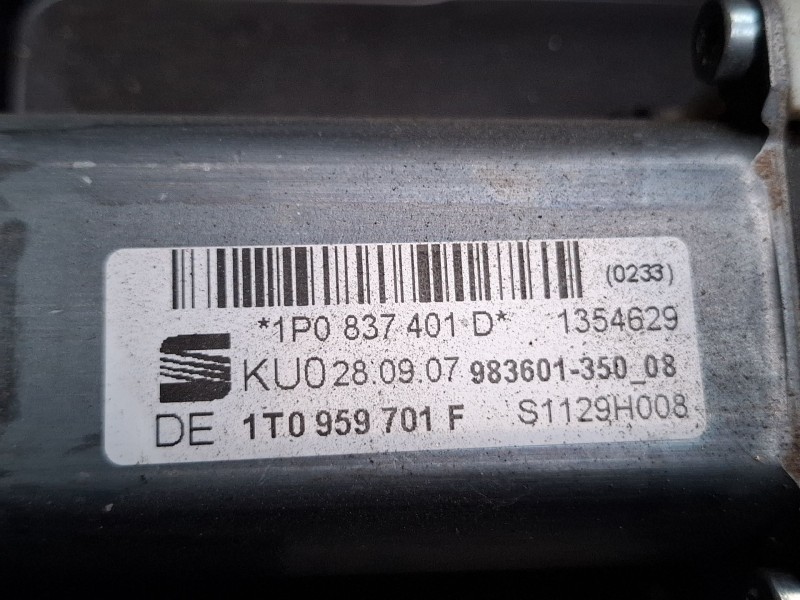 Recambio de elevalunas delantero izquierdo para seat leon (1p1) 1.9 tdi referencia OEM IAM 1K0959793L / 1P0837401D  