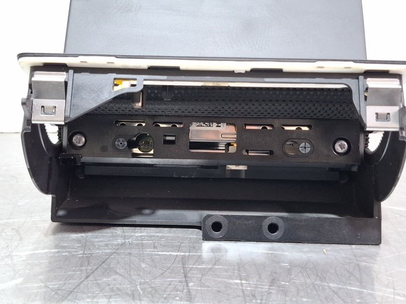 Recambio de pantalla multifuncion para audi a1 (8x1, 8xk) 2.0 tdi referencia OEM IAM 8X0857273B  