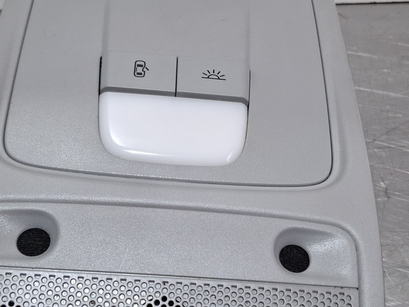 Recambio de luz interior para audi a1 (8x1, 8xk) 2.0 tdi referencia OEM IAM 8X0947135  