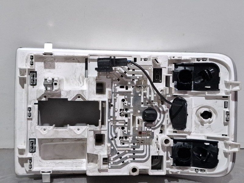 Recambio de luz interior para audi a1 (8x1, 8xk) 2.0 tdi referencia OEM IAM 8X0947135  