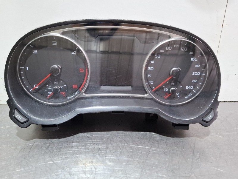 Recambio de cuenta kilometros para audi a1 (8x1, 8xk) 2.0 tdi referencia OEM IAM 8X0920930D  