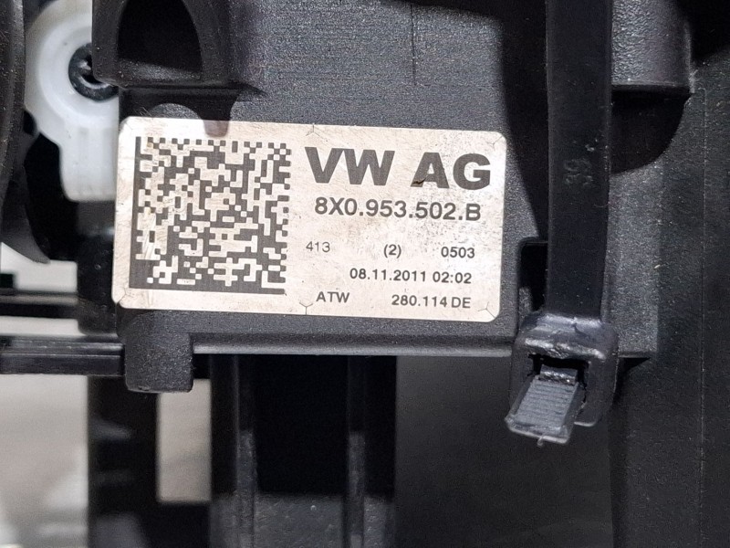 Recambio de mando multifuncion para audi a1 (8x1, 8xk) 2.0 tdi referencia OEM IAM 8X0953501D  