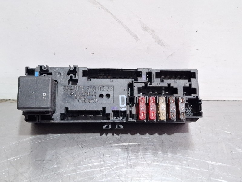 Recambio de caja reles / fusibles para mercedes-benz clase e (w210) e 320 cdi (210.026) referencia OEM IAM A0005400372 / 0537612
