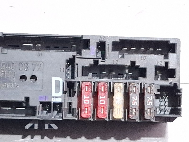 Recambio de caja reles / fusibles para mercedes-benz clase e (w210) e 320 cdi (210.026) referencia OEM IAM A0005400372 / 0537612