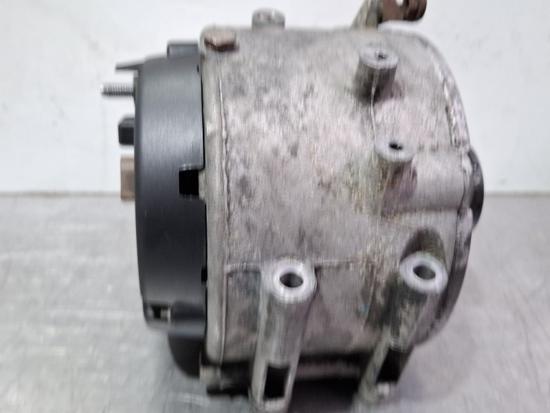 Recambio de alternador para mercedes-benz clase e (w210) e 320 cdi (210.026) referencia OEM IAM A0001501650  