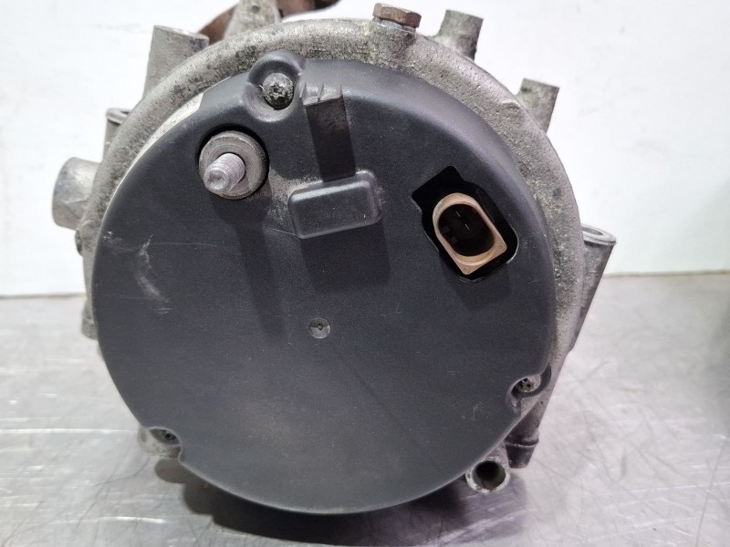 Recambio de alternador para mercedes-benz clase e (w210) e 320 cdi (210.026) referencia OEM IAM A0001501650  