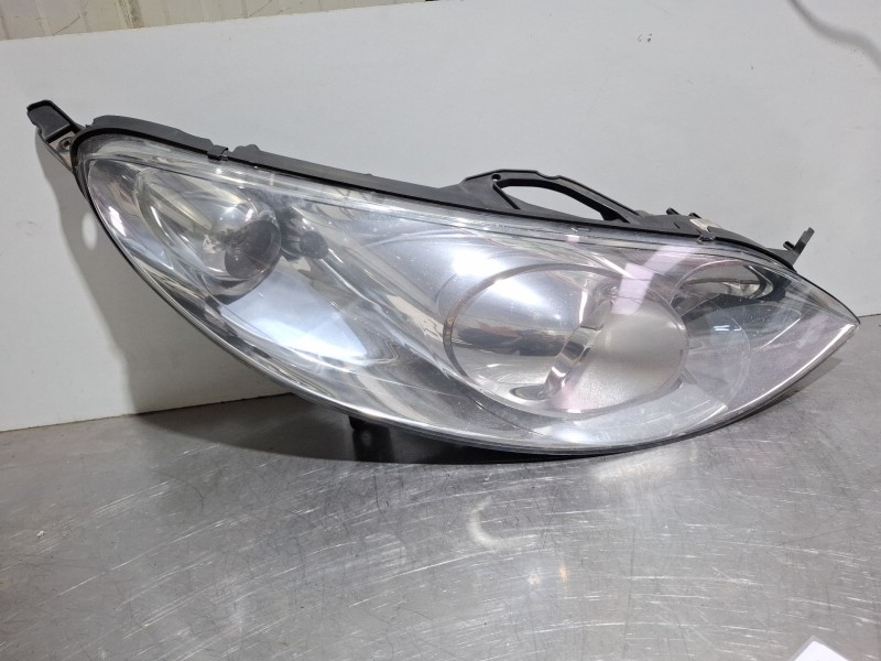 Recambio de faro delantero derecho para peugeot 407 referencia OEM IAM 0301213204  