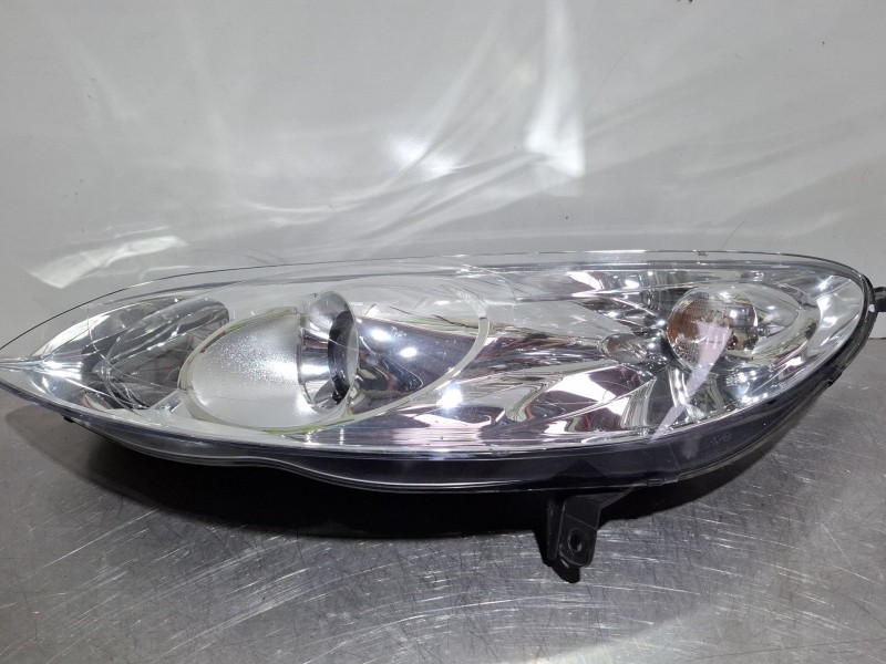 Recambio de faro delantero izquierdo para peugeot 407 referencia OEM IAM 0301213203  
