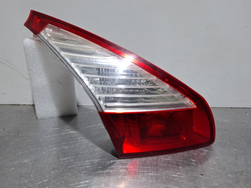 Recambio de piloto porton trasero izquierdo para renault megane iii hatchback (bz0/1_, b3_) 1.5 dci (bz1g, bz1w, bz0r) referenci