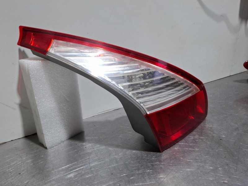 Recambio de piloto porton trasero izquierdo para renault megane iii hatchback (bz0/1_, b3_) 1.5 dci (bz1g, bz1w, bz0r) referenci