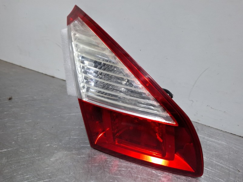 Recambio de piloto porton trasero izquierdo para renault megane iii hatchback (bz0/1_, b3_) 1.5 dci (bz1g, bz1w, bz0r) referenci