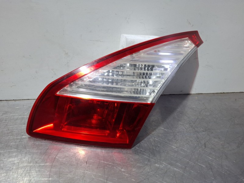 Recambio de piloto porton trasero derecho para renault megane iii hatchback (bz0/1_, b3_) 1.5 dci (bz1g, bz1w, bz0r) referencia 