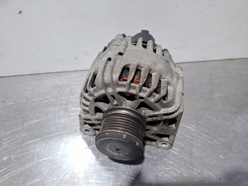 Recambio de alternador para renault megane iii hatchback (bz0/1_, b3_) 1.5 dci (bz1g, bz1w, bz0r) referencia OEM IAM 231000027R 