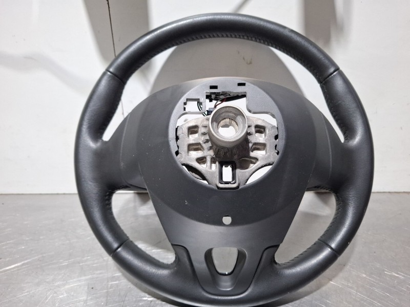 Recambio de volante (sin airbag) para renault megane iii hatchback (bz0/1_, b3_) 1.5 dci (bz1g, bz1w, bz0r) referencia OEM IAM 6