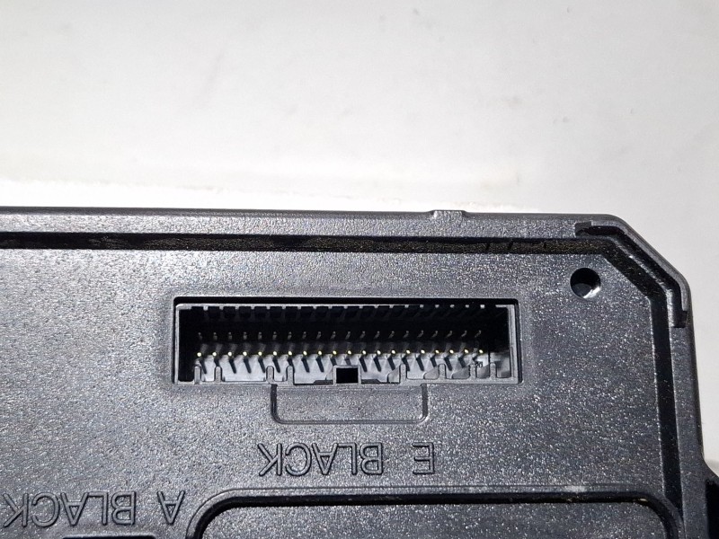 Recambio de caja reles / fusibles para renault megane iii hatchback (bz0/1_, b3_) 1.5 dci (bz1g, bz1w, bz0r) referencia OEM IAM 