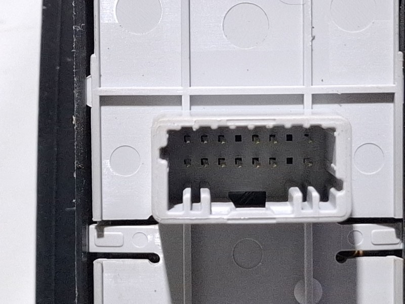 Recambio de mando elevalunas delantero izquierdo para renault megane iii hatchback (bz0/1_, b3_) 1.5 dci (bz1g, bz1w, bz0r) refe