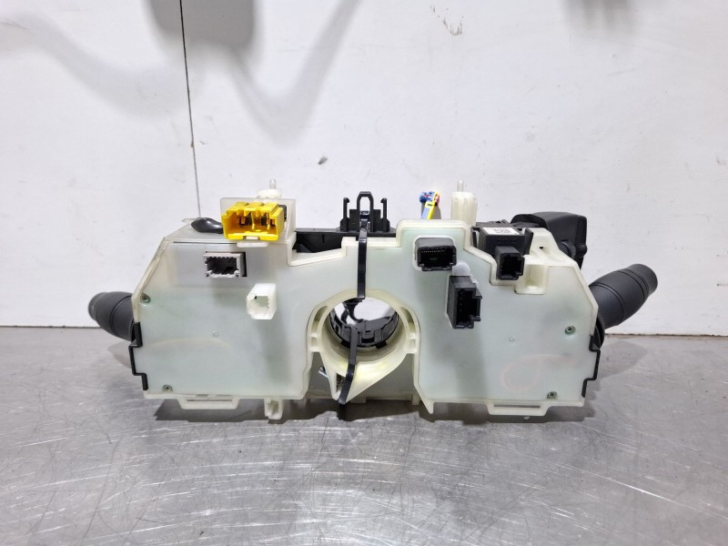 Recambio de mando multifuncion para renault megane iii hatchback (bz0/1_, b3_) 1.5 dci (bz1g, bz1w, bz0r) referencia OEM IAM 255