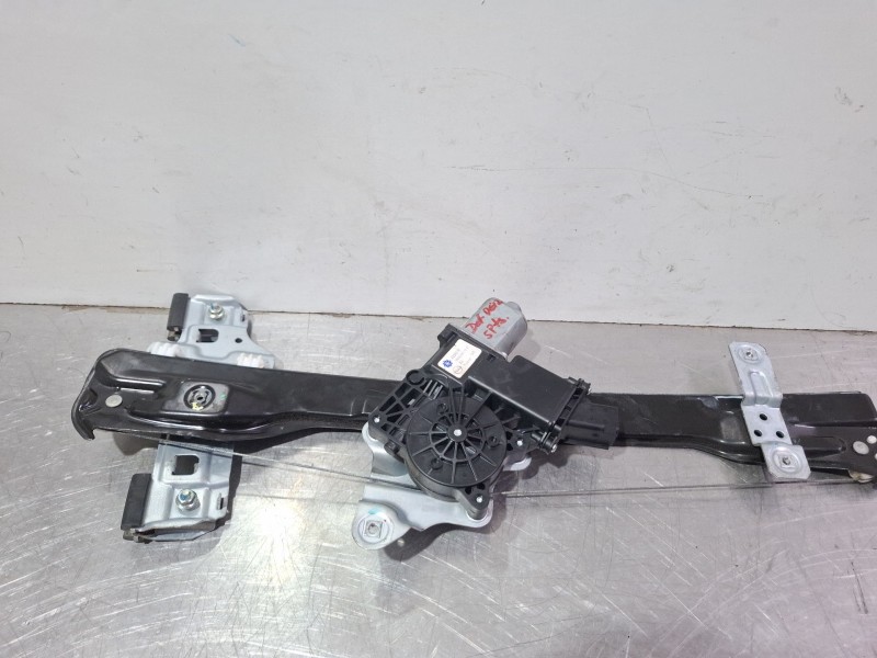 Recambio de elevalunas delantero derecho para opel mokka / mokka x (j13) 1.6 cdti 4x4 (_76) referencia OEM IAM 42562197  