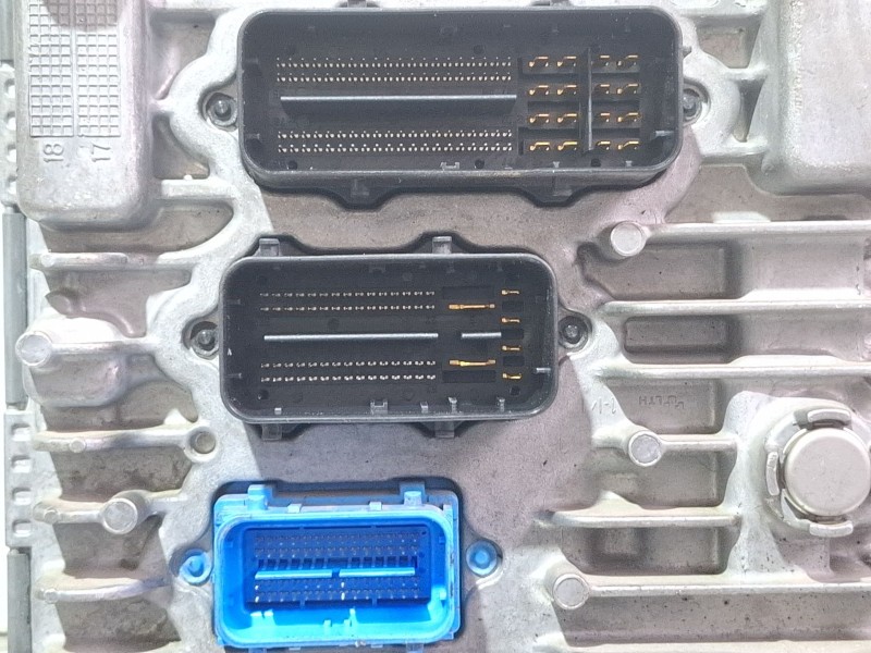 Recambio de centralita motor para opel mokka / mokka x (j13) 1.6 cdti 4x4 (_76) referencia OEM IAM 55501572 / 395357783 / 554993