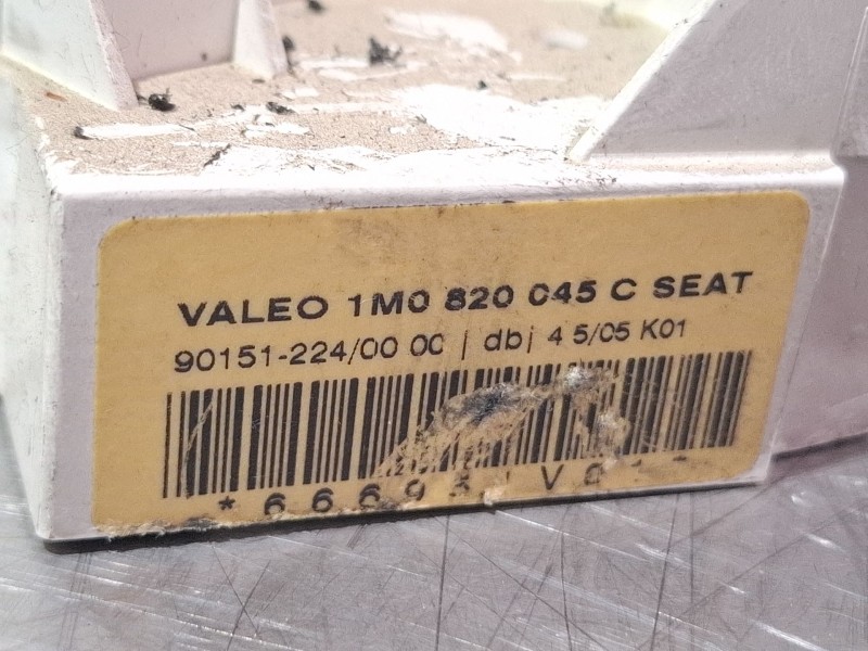 Recambio de mando calefaccion aire acondicionado para seat leon 1.6 referencia OEM IAM 1M0820045C  