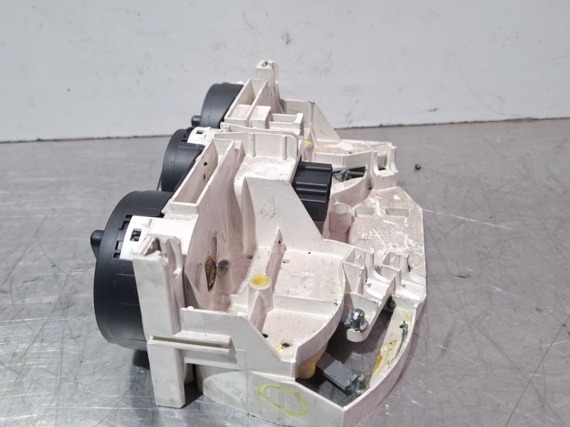 Recambio de mando calefaccion aire acondicionado para seat leon 1.6 referencia OEM IAM 1M0820045C  