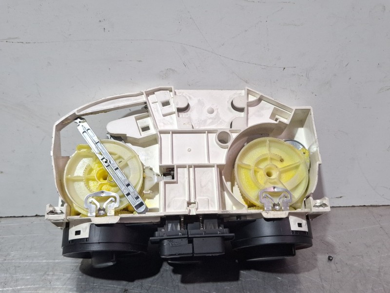 Recambio de mando calefaccion aire acondicionado para seat leon 1.6 referencia OEM IAM 1M0820045C  